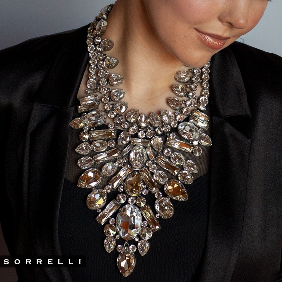 Sorrelli Crystal Cluster Statement Necklace - Picture 7 of 8